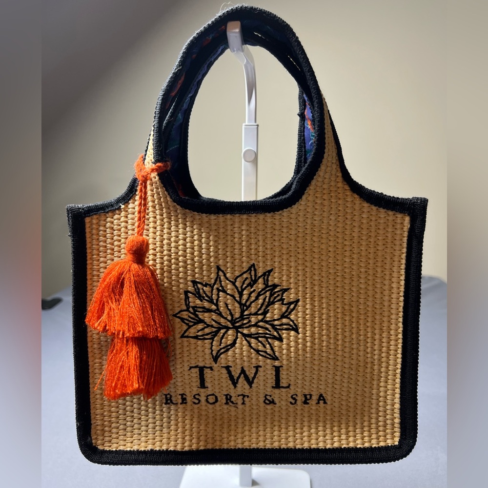 Kiehls x The White Lotus Resort & Spa Woven Straw Tassel Tote Bag w/ Door Hanger
